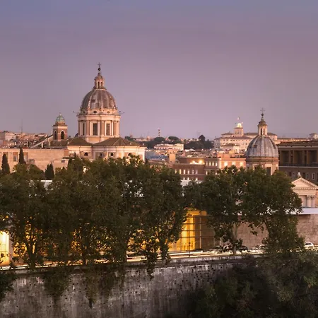 The First Musica - Preferred & 5* روما