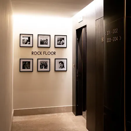 The First Musica - Preferred & فندق 5*