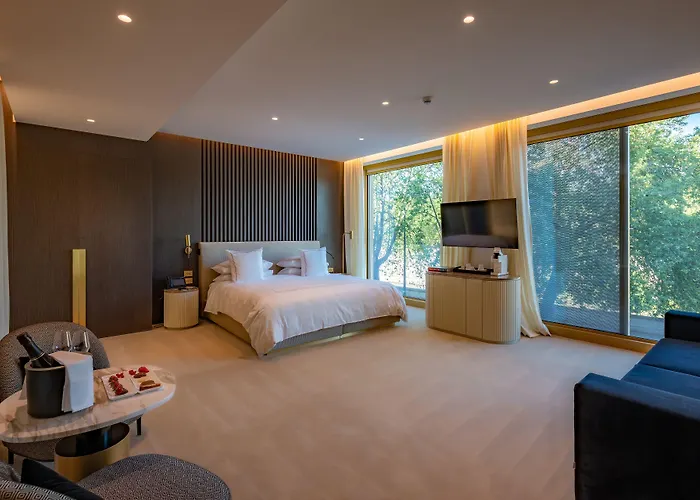 The First Musica - Preferred & 5*