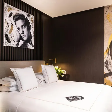 Otel The First Musica - Preferred &