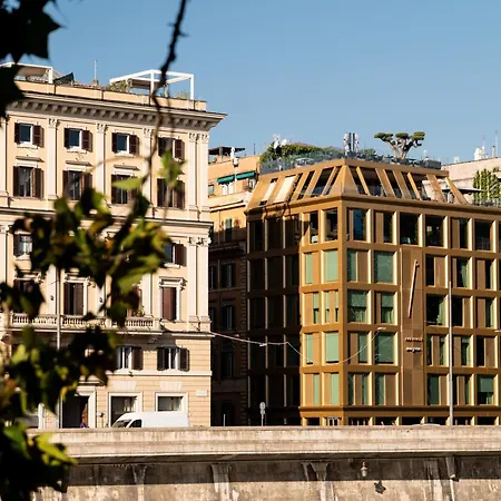 Otel The First Musica - Preferred & Roma
