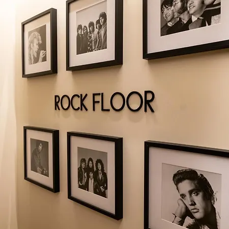 Otel The First Musica - Preferred & 5*